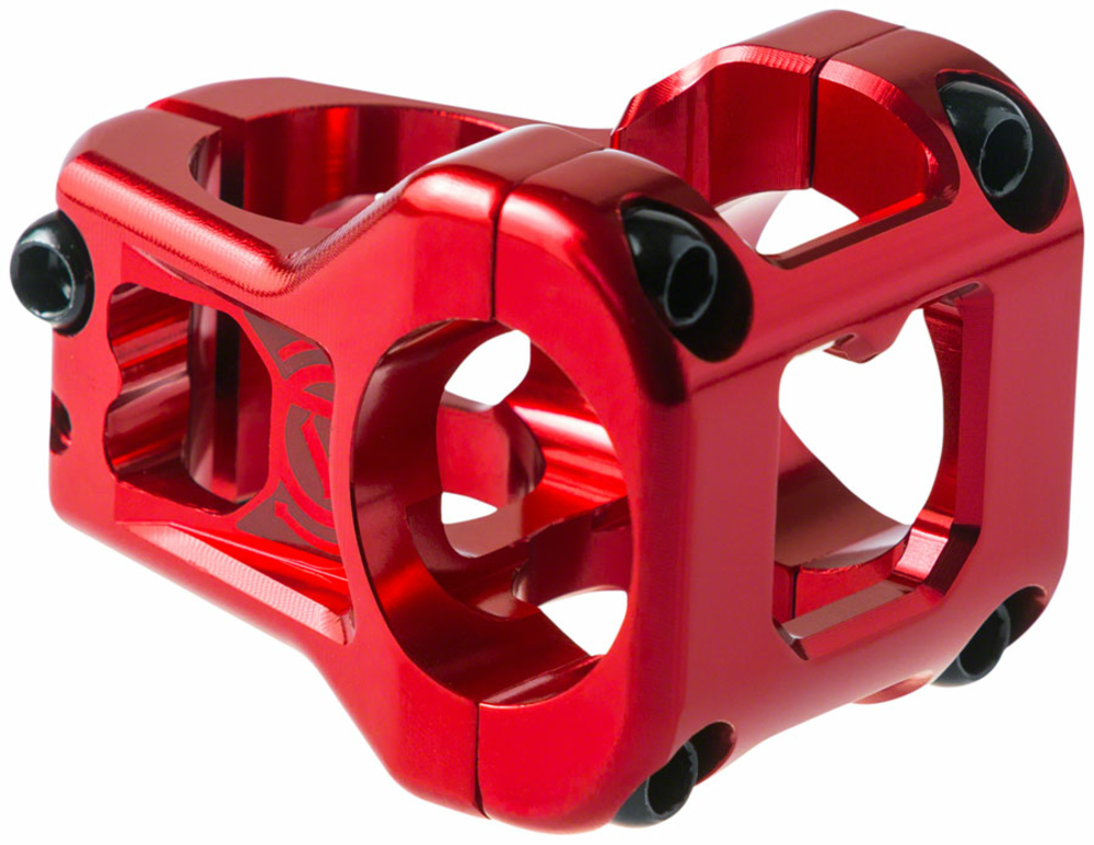 Deity Components Cavity Stem Clamp Diameter | Color | Length | Rise | Steerer Diameter: 31.8mm | Red | 35mm | +/-0° | 1-1/8-inch