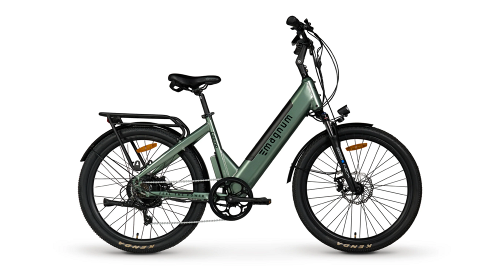 Magnum Bikes Cosmo Color: Metallic Green